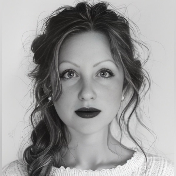 Meet your Posher, April - Picture 1 of 1